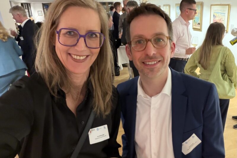 Ira Aufenanger und Emil Strobl von Acquintum beim BCCG Networking-Event in Düsseldorf – Austausch zu Innovation, Unternehmensbewertung und M&A im Mittelstand